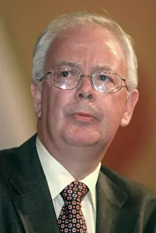 Confere: Jim Wallace MP