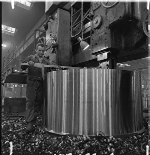 Jiri: Jiri Bruza, worker, large machine, mill face for