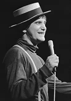 Vacha: Jiri Suchy - Semafor - singer - straw hat
