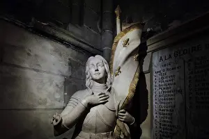 Samsons: Joan of Arc statue, Cathedral Saint-Samson, Dol-de-Bretagne