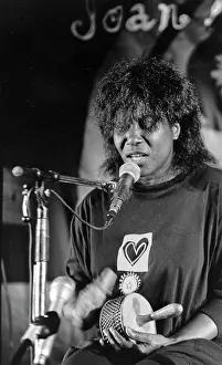 Grammy: Joan Armatrading performs in South Africa