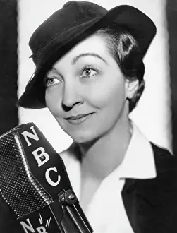 Blaine: Joan Blaine with hat, 1935