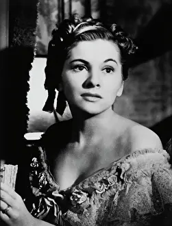 Glamor: Joan Fontaine - Actress