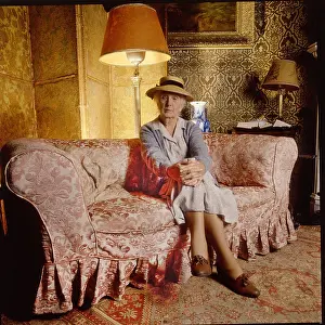 Shone: Joan Hickson as Miss Marple