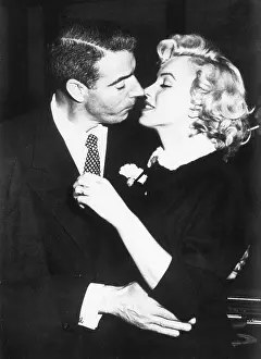 Dimaggio: Joe DiMaggio, Marilyn Monroe just after ?