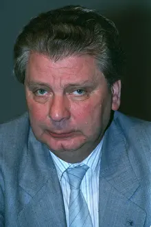 Faroe: Joguan Sundstein