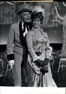 Melodies: Johannes Heesters and Ursula Benz in a show
