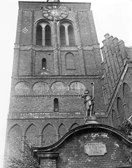 Housed: The Johanneskirche in Gdansk, 1939