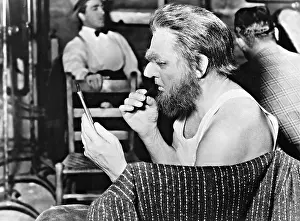 Drummond: John Barrymore in his dressing room, 1937