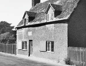 Plied: JOHN BUNYAN'S BIRTHPLACE