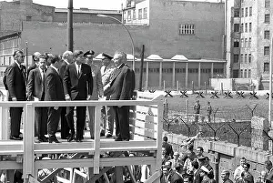 Barbwire: John F. Kennedy 1963 in Berlin