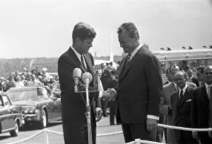 Handedruck: John F. Kennedy 1963 in Berlin