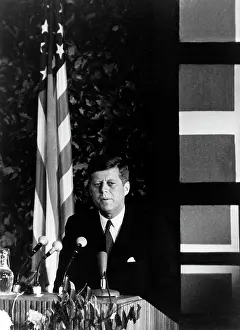 Europhotodb: John F. Kennedy in Berlin, 1963