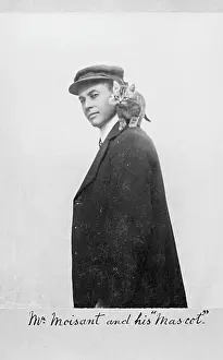 Moisant: John Moisant, aviator, with kitten mascot