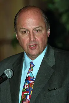 Negroponte: John Negroponte