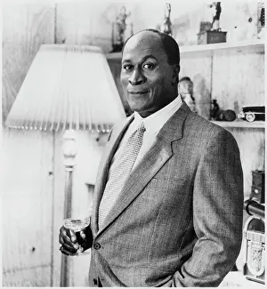 Amos: Jon Amos - actor man