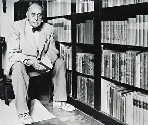 Okamoto: Josef Hoffman in his library