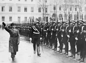 Bodyguard: Joseph Goebbels, 1936