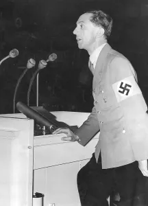 Helmholtz: Joseph Goebbels