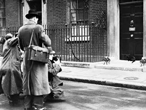 Doorstep: Journalists before 10 Downing Street