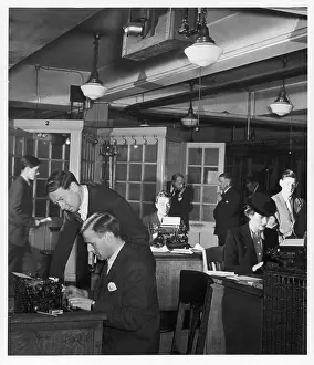 Laing: JOURNALISTS TYPE COPY