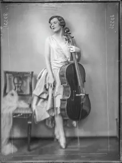 Cellos: Judith Bokor