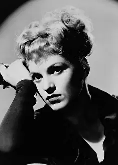 Holliday: Judy Holliday - Actress