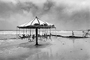 Roundabout: Juhu Beach, Bombay