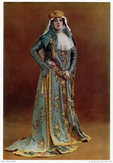 Neilson: Julia Neilson