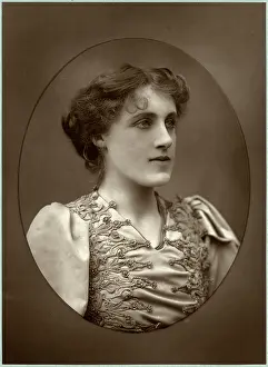 Neilson: Julia Neilson