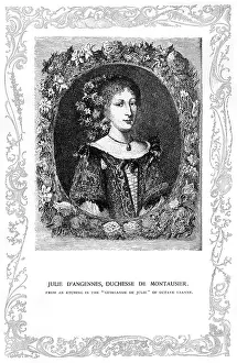 Duchesse: JULIE DUCHESS MONTAUSIER