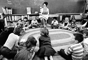 Graders: Julie Nixon Eisenhower with first graders ?