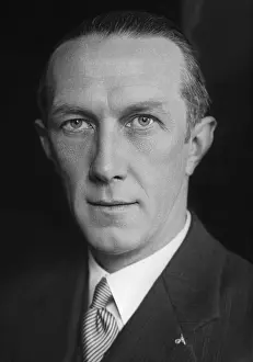 Lippert: Julius Lippert