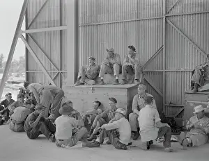 Bonding: July 1942 - Boatyard workers taking a break