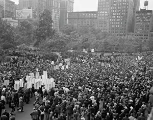 Spectator: June 6, 1944 - A crowd on D-day in Madison