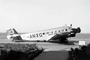 Ju52: Junkers Ju 52 3m (side view, on the ground) of Lufthans