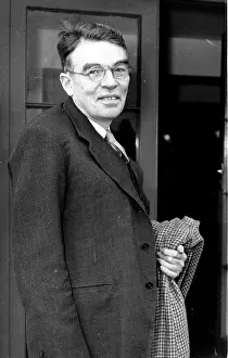Compile: Justice Patrick Devlin at London Airport