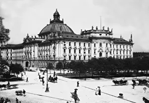 Courts: Justizpalast at Karlsplatz (Stachus) in Munich
