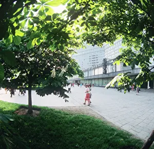 Chestnut: Kalinin prospekt in Moscow, 1980