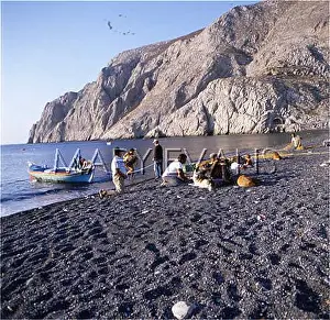 Santorini: KAMARI BEACH, SANTORINI