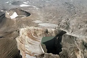 Sour: Kamchatka volcanoes, 1984