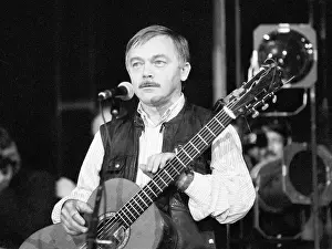 Kryl: Karel Kryl - singer - concert