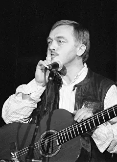 Kryl: Karel Kryl - singer - concert