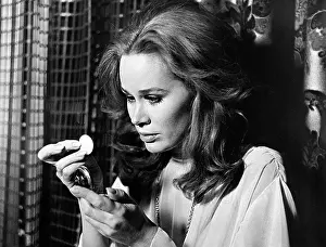 Cinerama: Karen Black - actress - celebrity