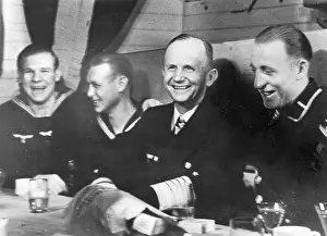 Donitz: Karl Doenitz with seamen, 1945