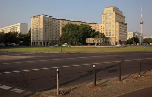 Fernsehturm: Karl Marx Allee, Berlin, Germany