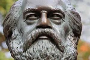 Engelhardt: Karl Marx statue, Marx Engels Forum, Berlin, Germany