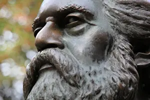 Engelhardt: Karl Marx statue, Marx Engels Forum, Berlin, Germany