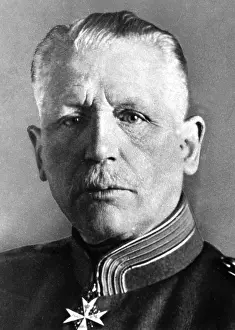 Einem: Karl V Einem
