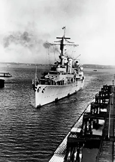 Karlsruhe: Karlsruhe cruiser, 1930s